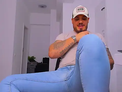 ZackMasterss live sex cam