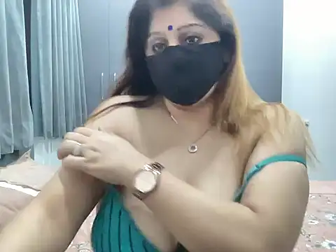 sassypooja live sex cam