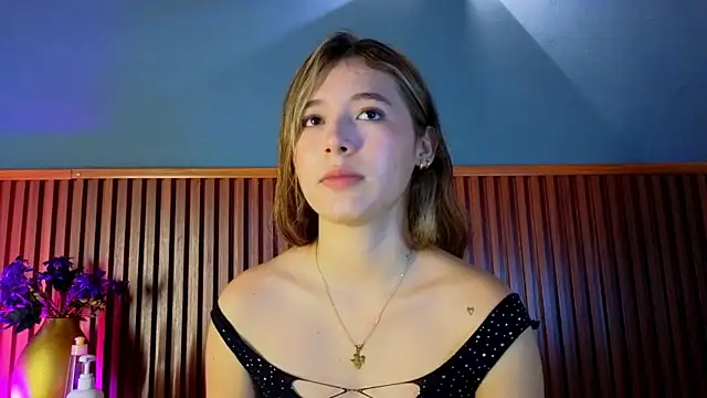 VictoriaSpark live sex cam