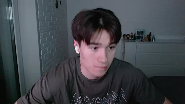 MarkusDean live sex cam