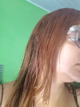 AliceRuivinha2 live sex cam