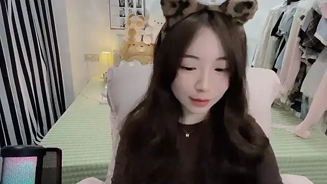 Gardenia-222 live sex cam