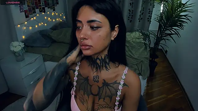 CharimgSabrina live sex cam