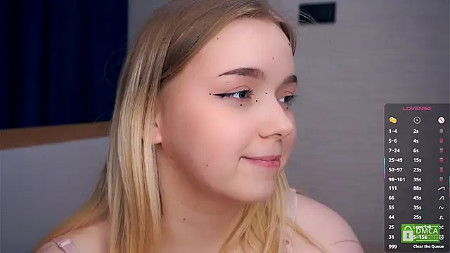 ZaraCreedon live sex cam