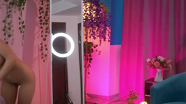 TheAyana live sex cam