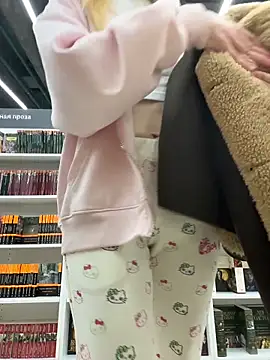 Lia__Love live sex cam