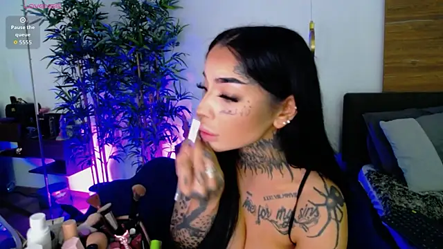 CreamyInkky_ live sex cam