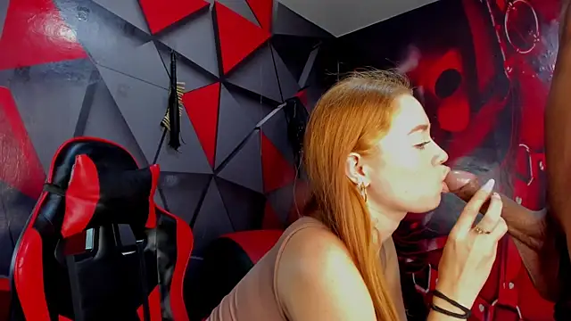 Hana_and_Zeta live sex cam