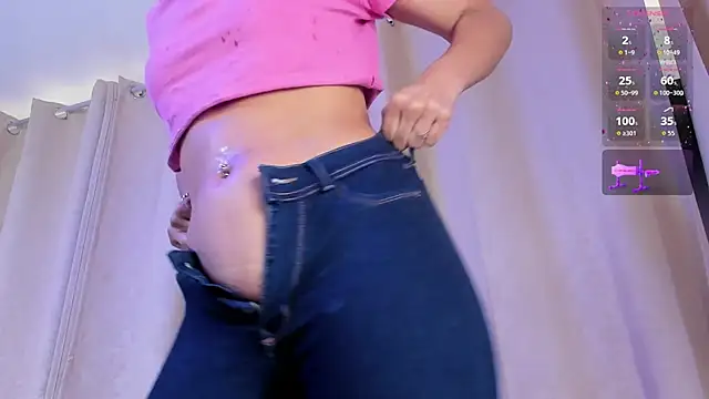 PamelaAddams_ live sex cam