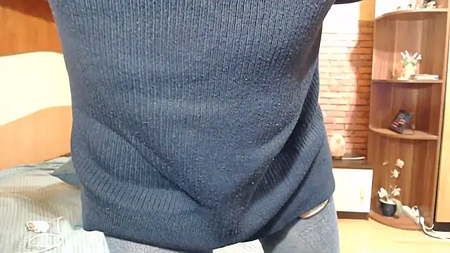 EvelyneFlirtyMilf live sex cam