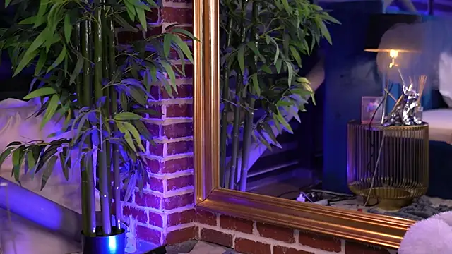 MillaSerene live sex cam