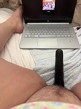 yourcutesarah live sex cam