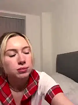 SexySaraxxoo live sex cam