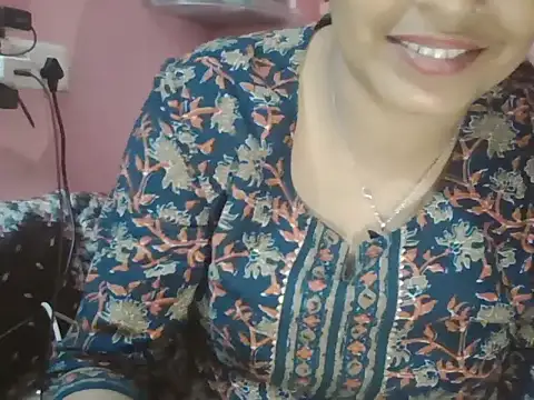 Hot-shanvi live sex cam