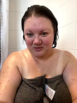 RealWoman84 live sex cam