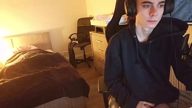 Volkenlieds live sex cam