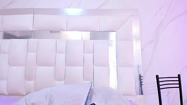 BritneyCollins live sex cam