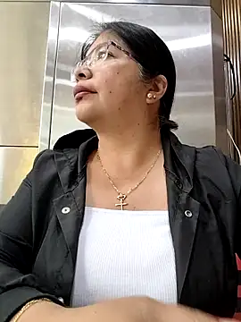 __valentina18 live sex cam