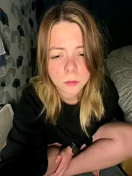 Nina_blain live sex cam