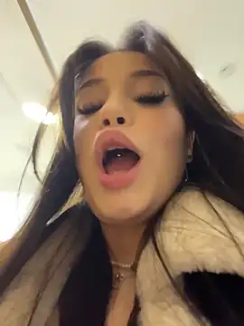 Chloe__Moon live sex cam