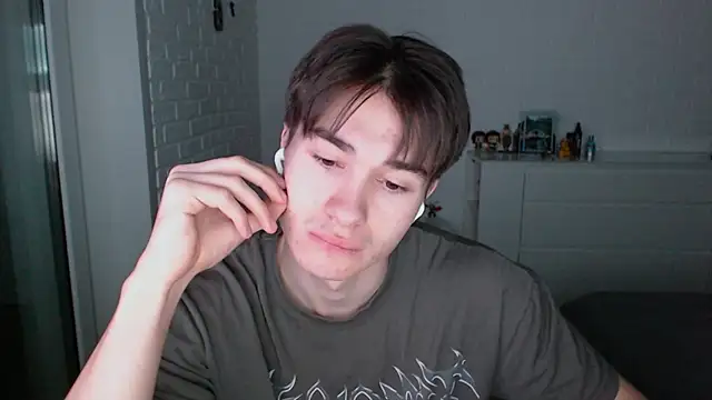 MarkusDean live sex cam