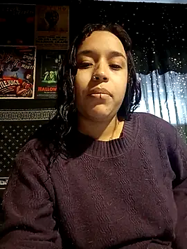 Isis_Bathory live sex cam