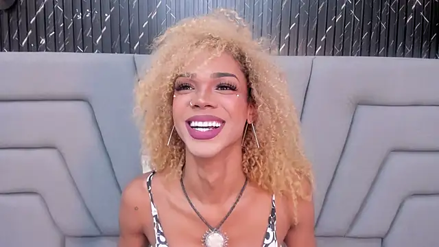 NaomiSteward live sex cam