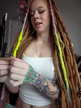 LucidLucy live sex cam