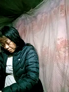 Minnakutew20 live sex cam