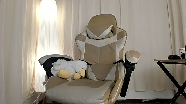 tokyo_nyx live sex cam