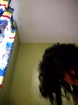 skinniyGabriel live sex cam