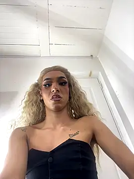 briana_sex32 live sex cam