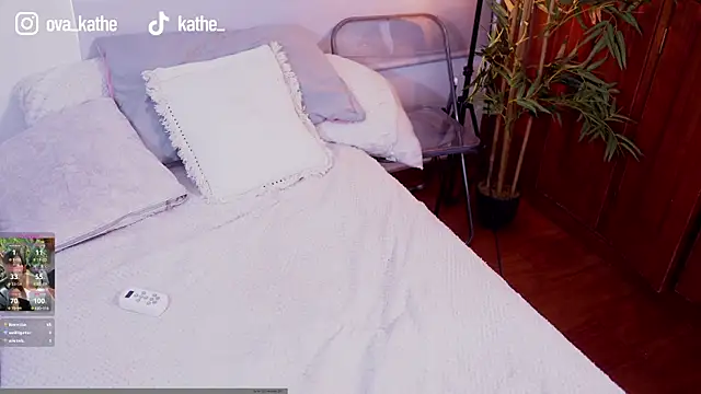 Lucy_fit live sex cam