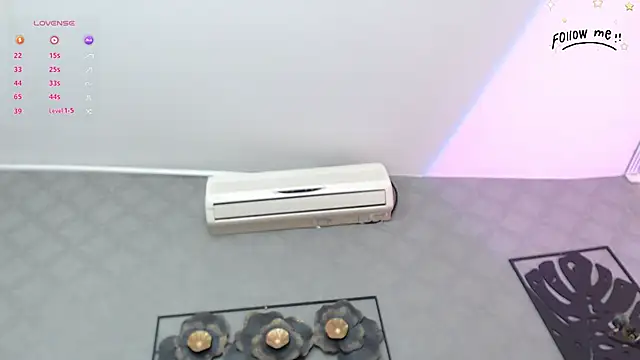 Lena_helleen live sex cam