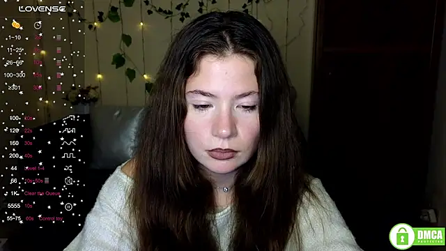 Alicia_redfollow live sex cam