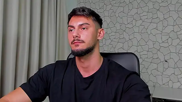 ClintMasters live sex cam