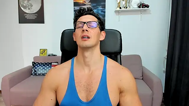 BrutusK08 live sex cam