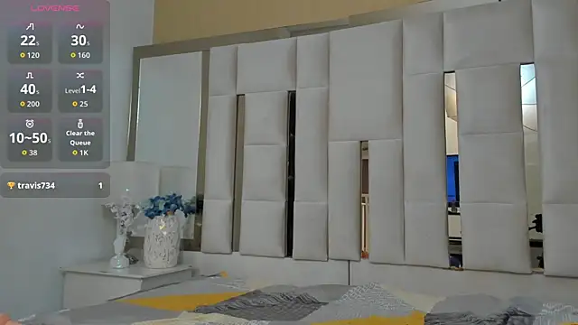 TattiBelll live sex cam