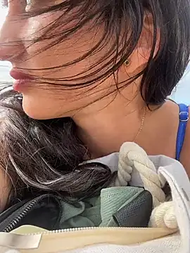 Ninabigtitied live sex cam