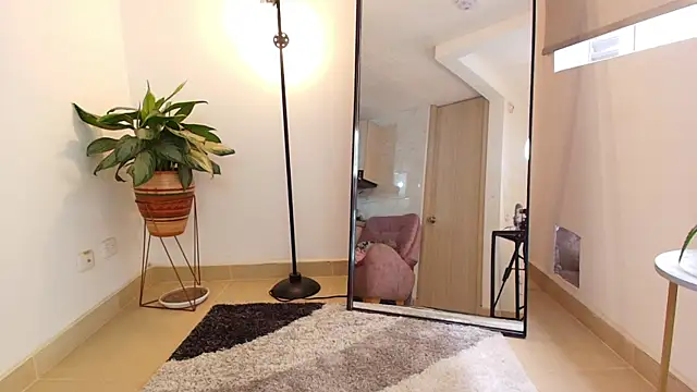 vianca_cruzz live sex cam