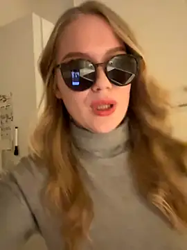 Little_Forest_ELF live sex cam