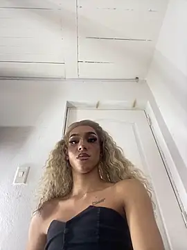 briana_sex32 live sex cam