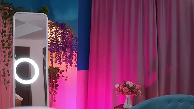 TheAyana live sex cam