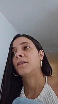 miaeyes live sex cam