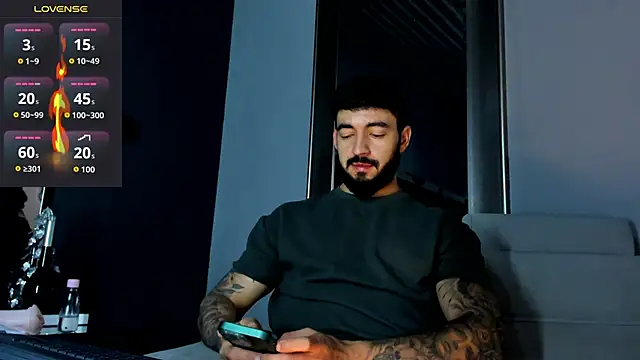 MarkWalker__ live sex cam