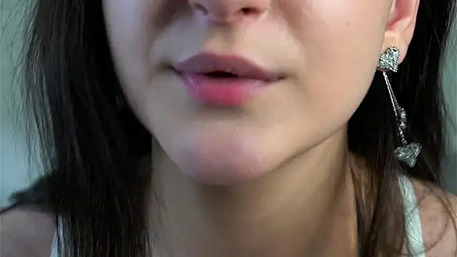 FalineBeacher live sex cam