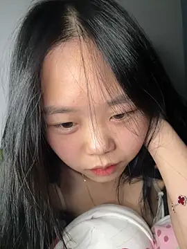 Kiee-lee live sex cam