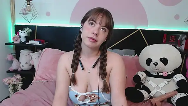 DanniAbbey live sex cam