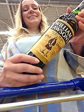 Bondgirl_013 live sex cam