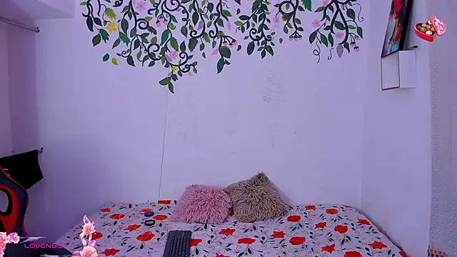 Ariadna-05 live sex cam